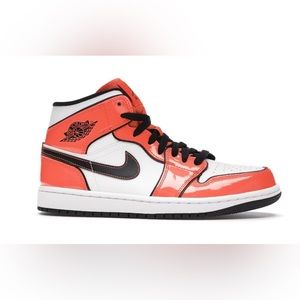 Air Jordan 1 Mid SE Turf Orange